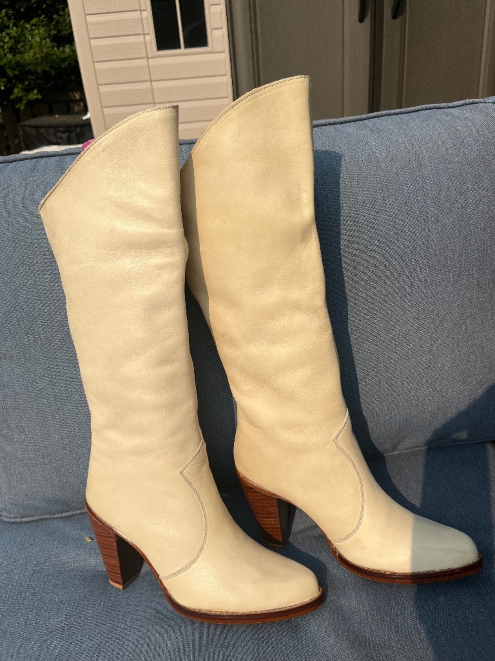 Vintage Zodiac leather cream colored knee-hi boots size 7